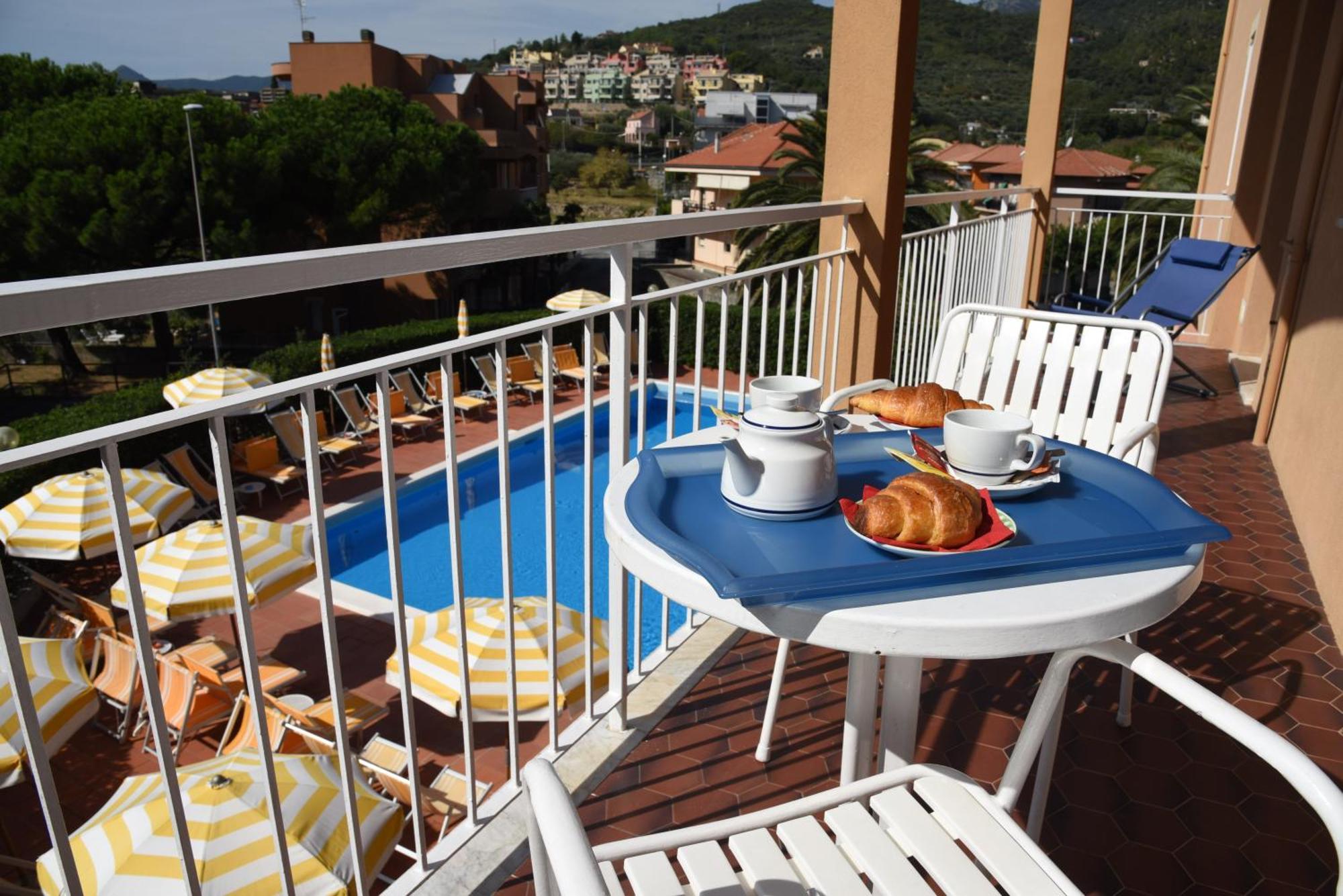 Residence Orchidea Pietra Ligure Exterior photo