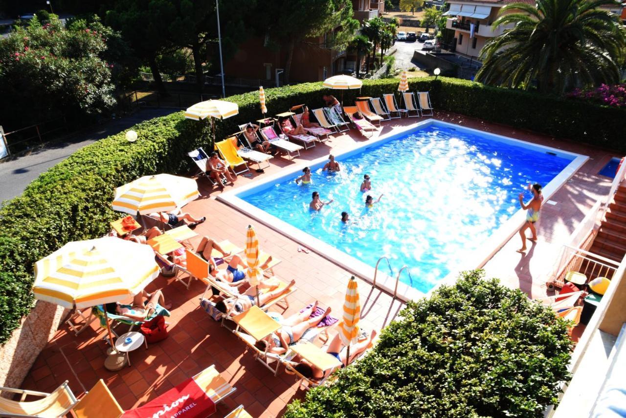 Residence Orchidea Pietra Ligure Exterior photo